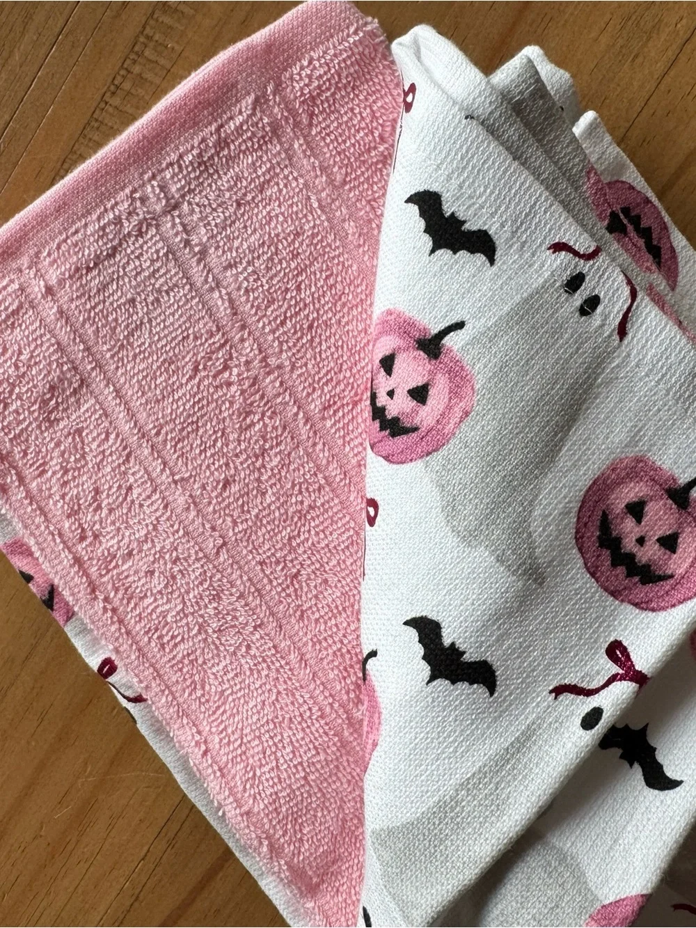 Coquette Ghosts with Sparkly Pink Bows Pumpkins & Bats Halloween Hand Towel Set